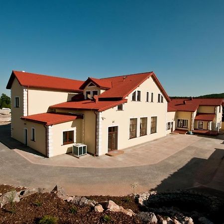 Chelosiowy Dworek Kielce Bagian luar foto